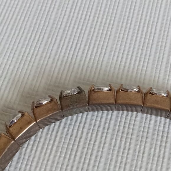 Assortment of 6 Multicolored Acrylic Plastic Beads Elastic Lightweight Bracelets - Picture 12 of 13